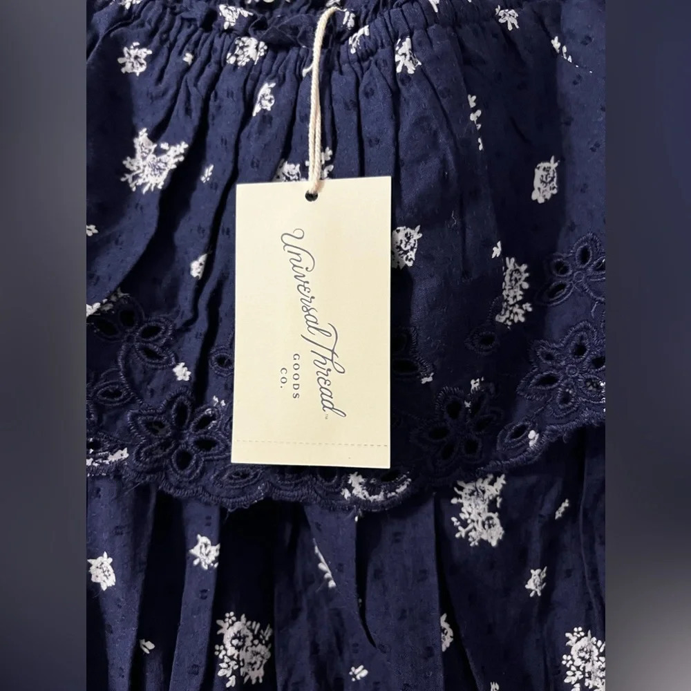 NWT Universal Thread Navy Ruffled Blouse - Picture 2 of 7